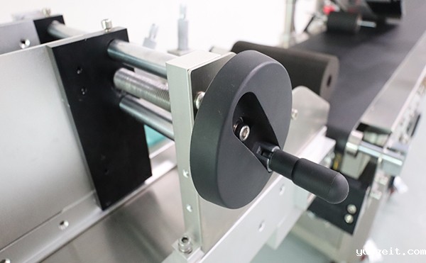 全自动转角贴标机,自动转角贴标机,转角贴标机