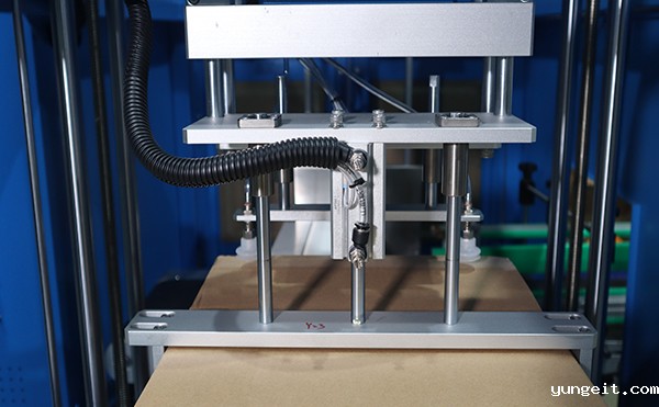 全自动插舌装盒机,插舌装盒机,封箱包装机生产厂家