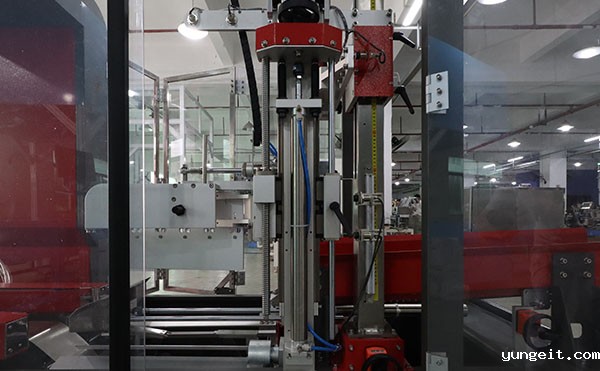 白酒后段包装生产线,自动包装设备,全自动包装机生产厂家,betway网页登陆智能